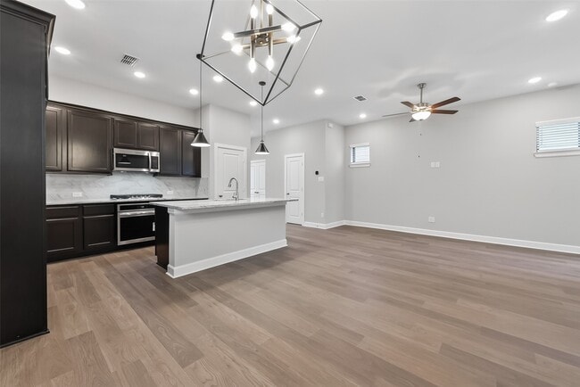 Building Photo - 3311 Full Bellied Ln