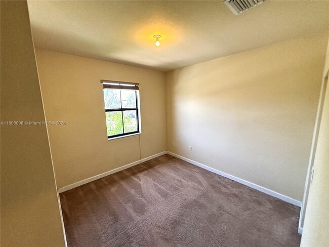 Building Photo - 23765 SW 118 Ave