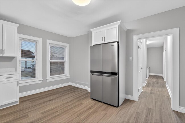 Building Photo - 814 John F. Kennedy Blvd