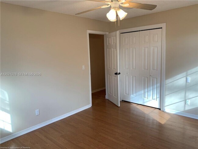 Building Photo - 2225 N Unicorn Rd