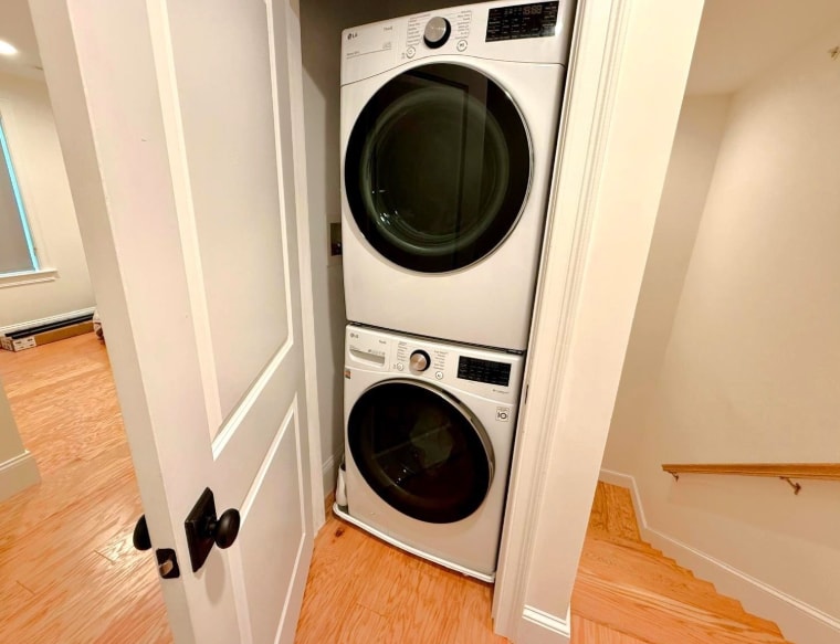 Building Photo - 7 Lily Pond Ln