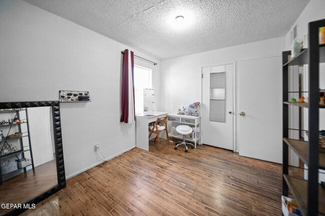Building Photo - 801 Burgess Dr