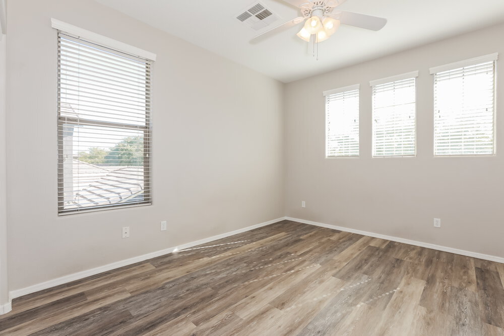 Building Photo - 3826 E Fairview St