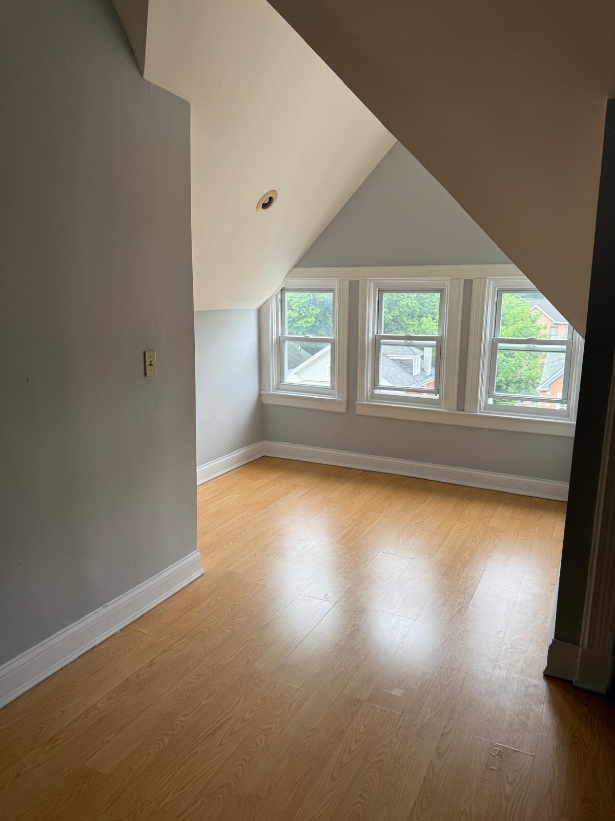 Building Photo - 2114 Fulton Ave