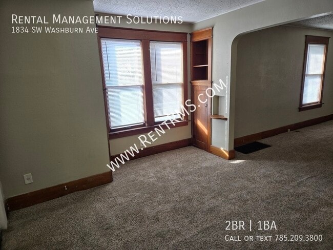 Building Photo - 1834 SW Washburn Ave