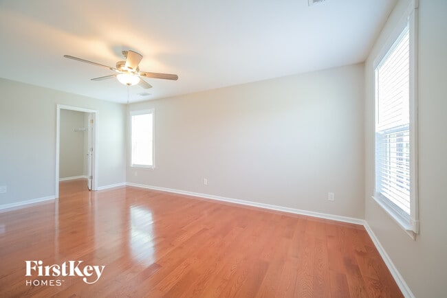 Building Photo - 1620 Brockton Ln