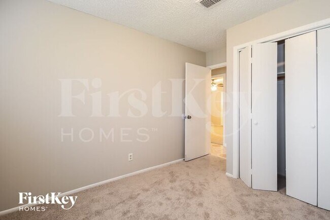 Building Photo - 5614 Rivergate Dr