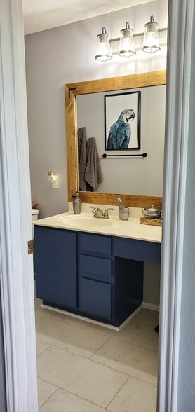 Primary Bathroom - 7331 Cortland Crk