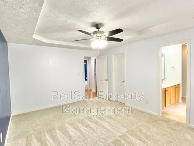 Building Photo - 5800 Montpelier Dr