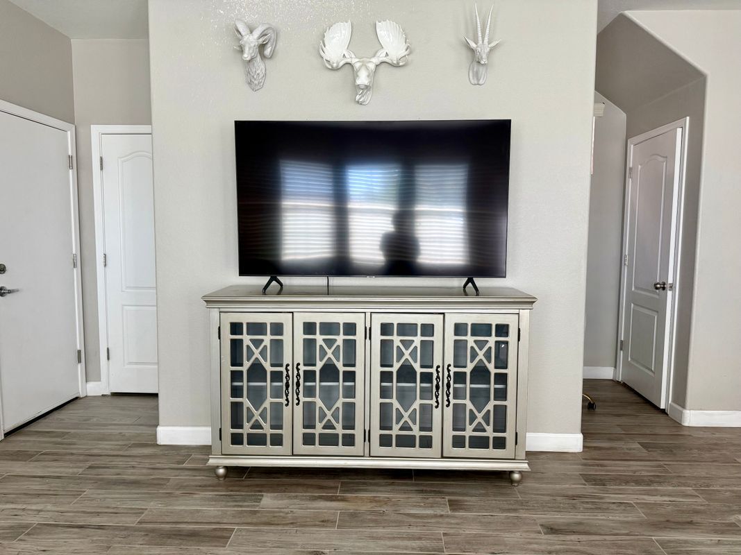 Building Photo - 3708 E Kerry Ln