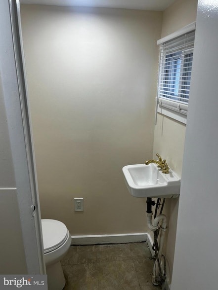 Building Photo - 4127 Rhawn St