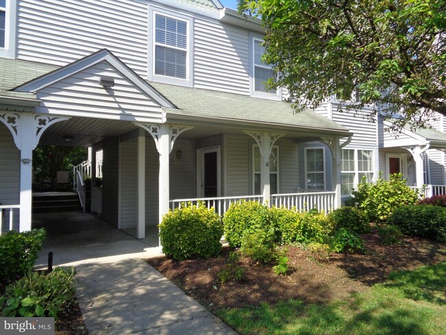 Building Photo - 603 Sweetwater Dr