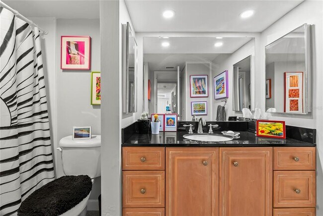 Building Photo - 644 Island Way