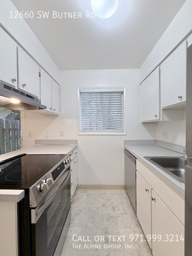 Building Photo - 12660 SW Butner Rd