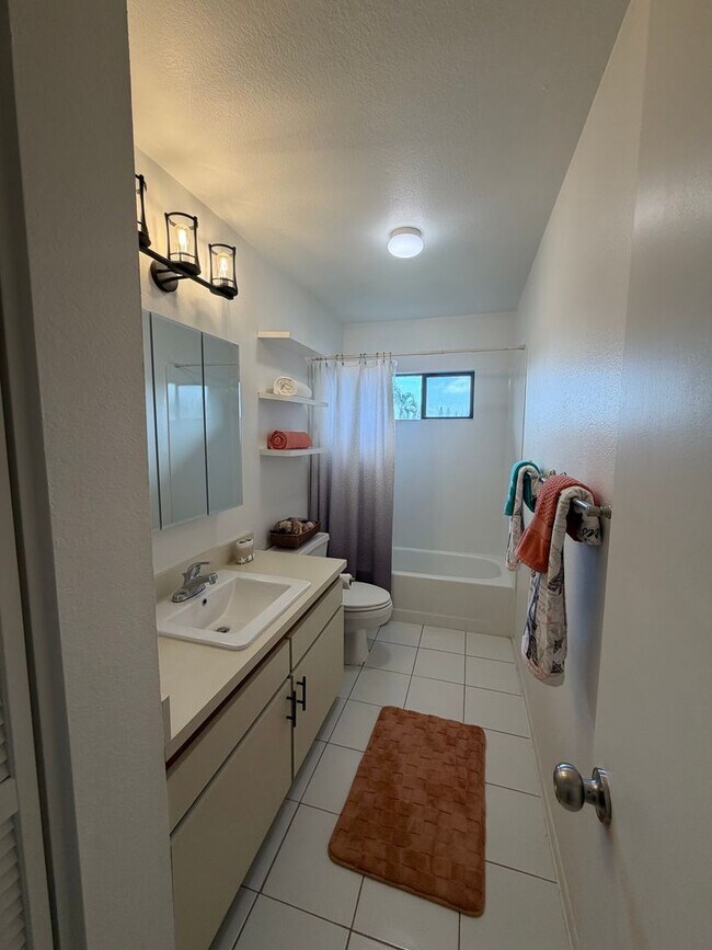 Building Photo - Mililani Townhome for Rent – Discounted Rent with Weekly Showing Agreement