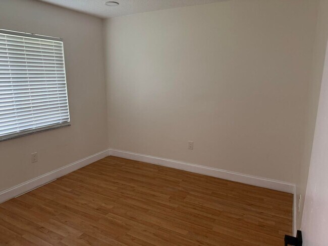 Building Photo - 4281 NW 120th Ln