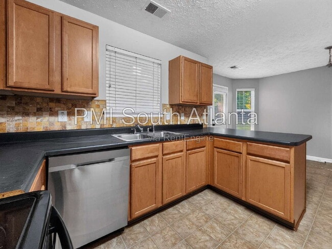 Building Photo - 5722 Shoals Pl Trail