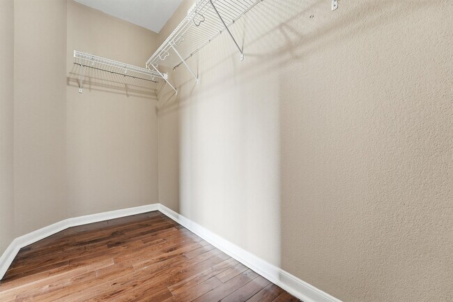 Building Photo - 21314 Misty Brook Bend Ln