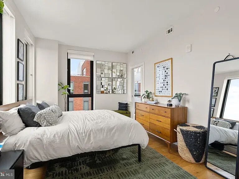 Primary Bedroom - 1211 Van St SE