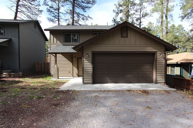 Primary Photo - $500 OFF THE FIRST MONTHS RENT! Home in Mo...