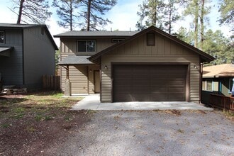 Building Photo - Price Improvement! Charming Home in Mounta...