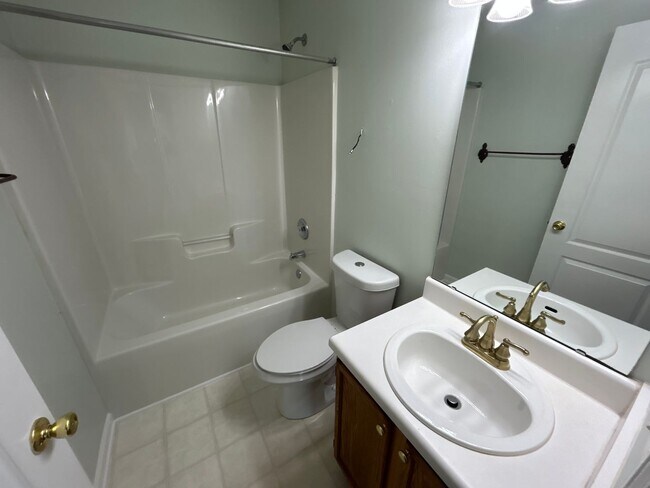 Building Photo - 3 Bed | 2.5 Bath Home in Raleigh with a Su...