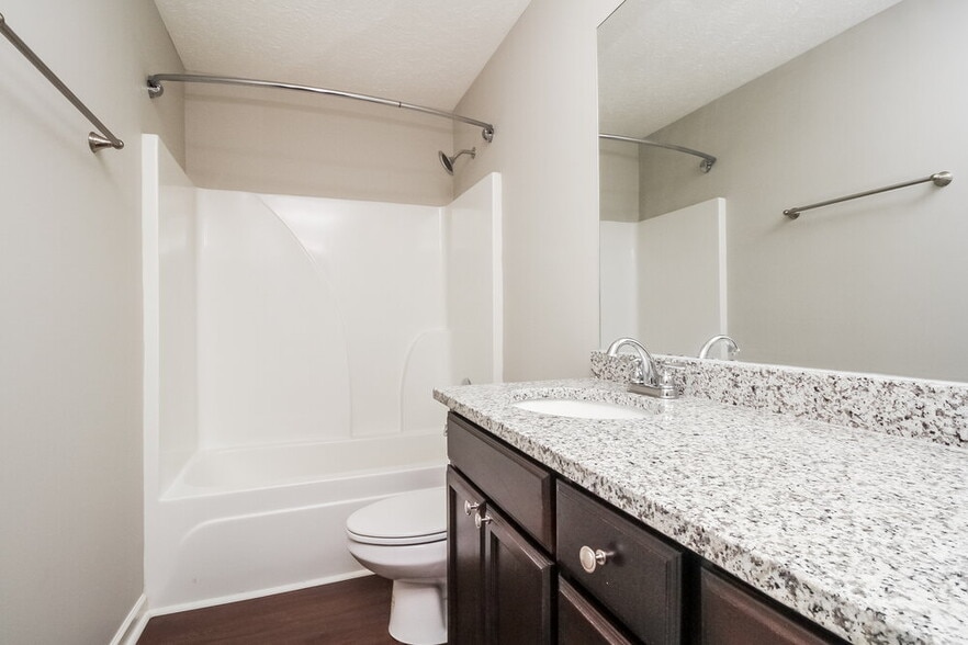 Building Photo - 2654 Salem Glen Xing