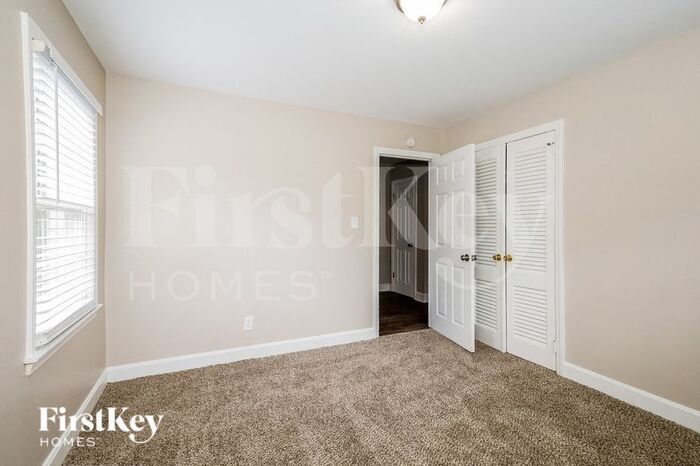 Building Photo - 1617 Calumet Pl