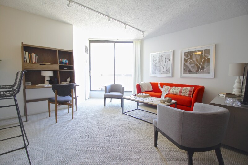 Building Photo - 32 W Superior St