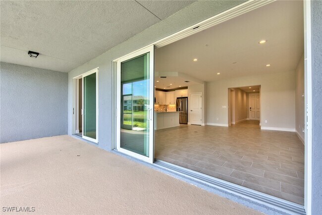 Building Photo - 2609 Seychelles Cir