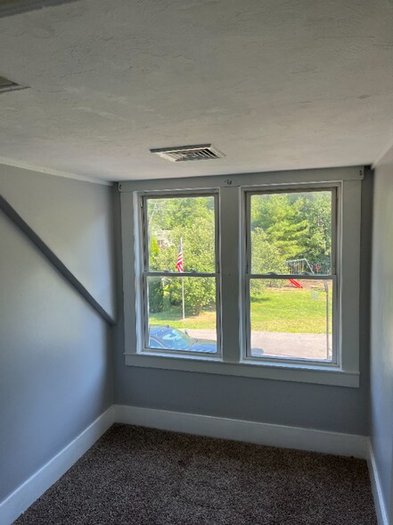 Building Photo - 78 Silver Lake Rd