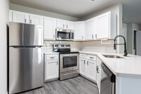 Interior Photo - River Oaks
