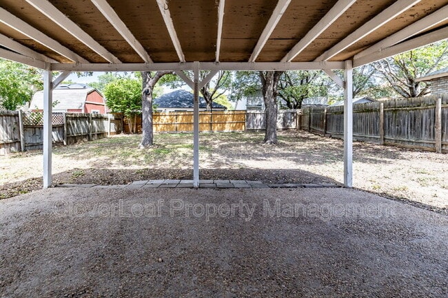Building Photo - 13923 Grove Patch