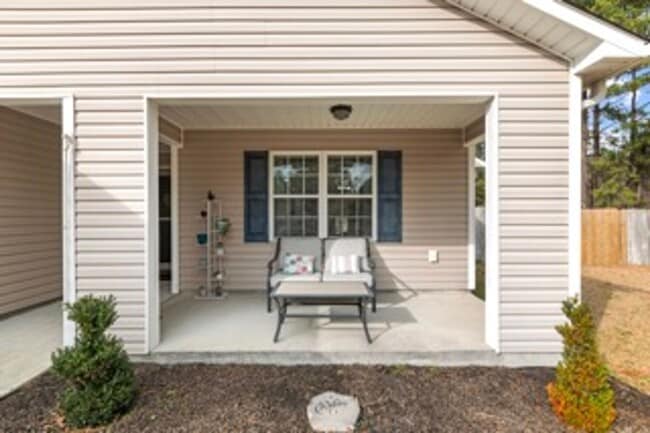 Building Photo - Lifestyle Focused