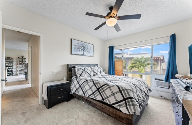 Building Photo - 91-271-271 Hanapouli Cir