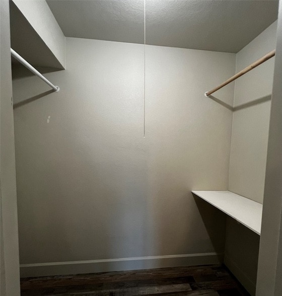 Building Photo - 2505 Clearwood Dr