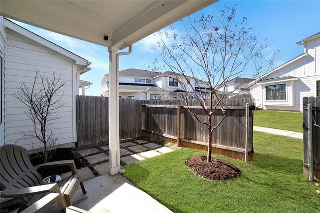 Building Photo - 180 Waterside Rd