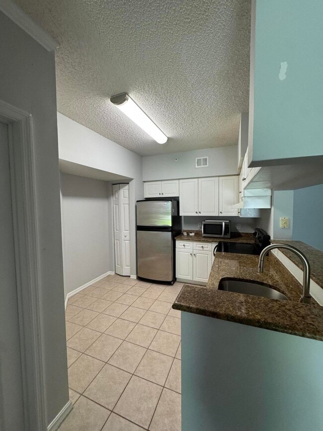 Building Photo - 1106 Tuscany Way