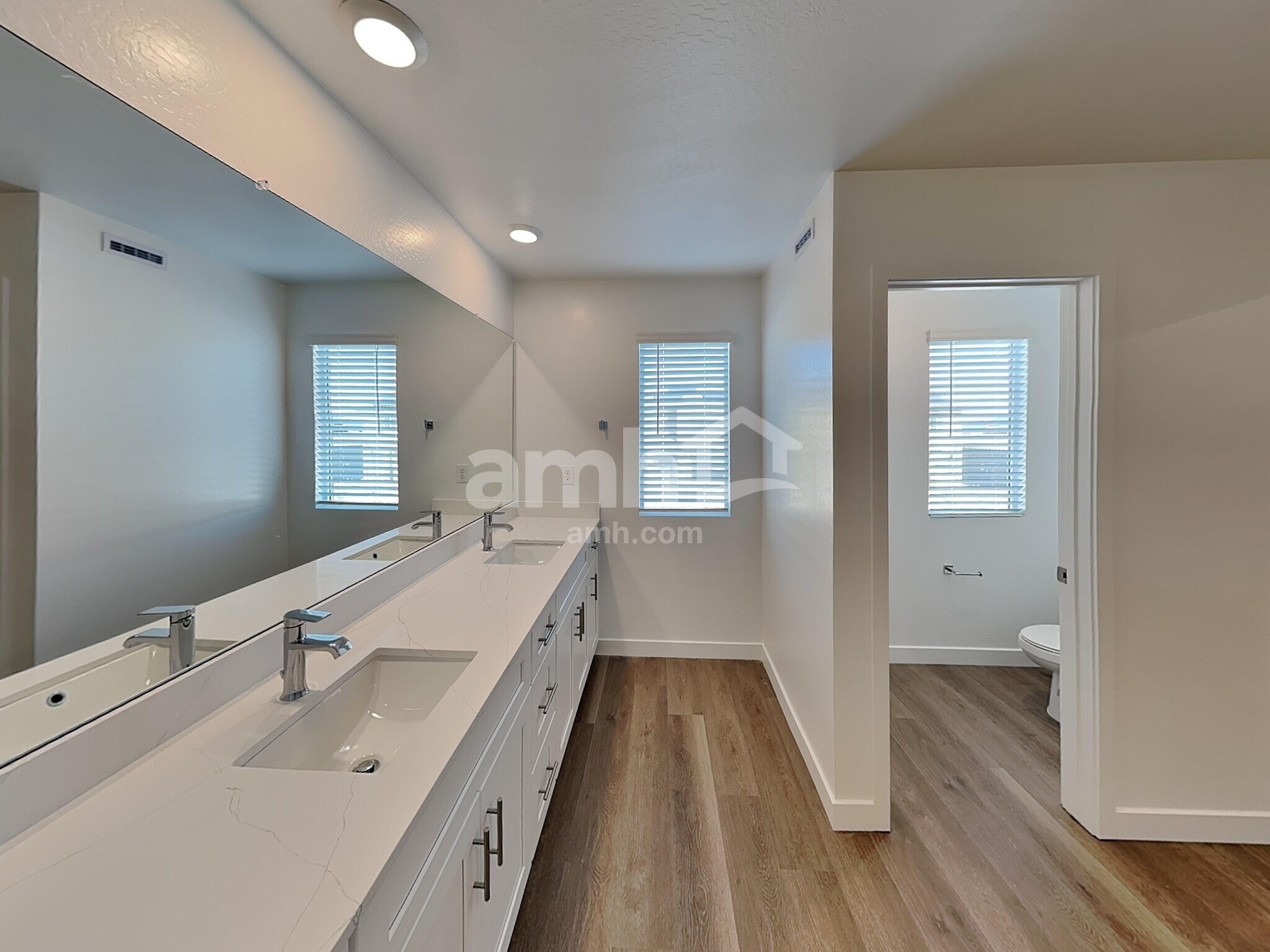 Building Photo - 20177 W Thomas Rd