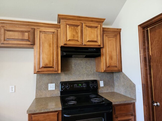 Building Photo - 2416 Arbor Dr