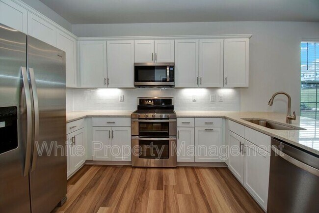 Building Photo - 3130 Glenn Hope Wy