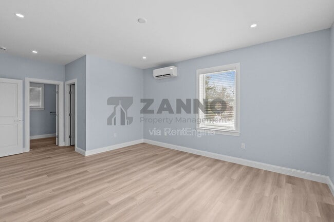 Building Photo - 24 Vernon Ave