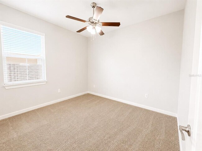 Building Photo - 1823 Meadow Pond Way