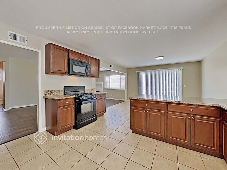 Building Photo - 19408 Northwood Ave