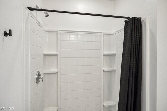 Building Photo - 3421 Cancun Ct