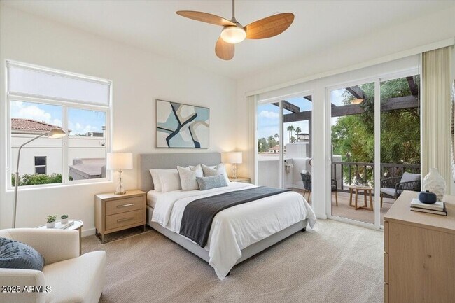 Building Photo - 7613 E Vía Del Reposo