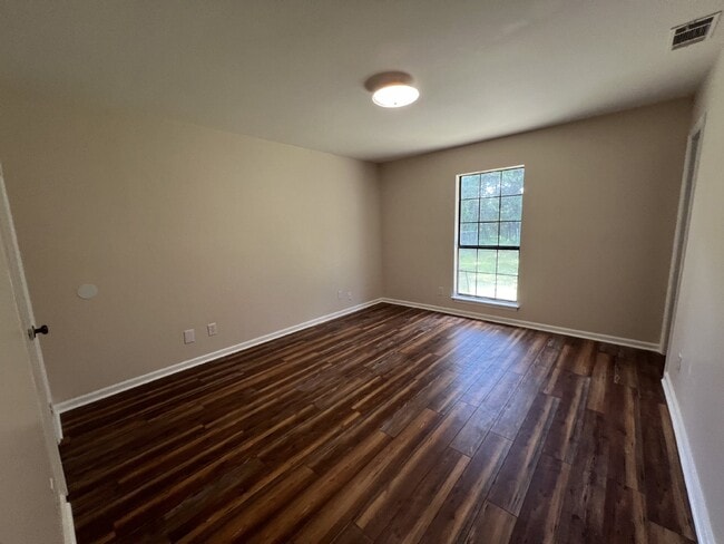 Building Photo - Home for Rent