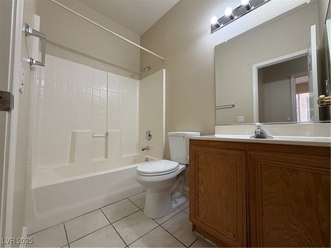 Building Photo - 1392 Baja Grande Ave