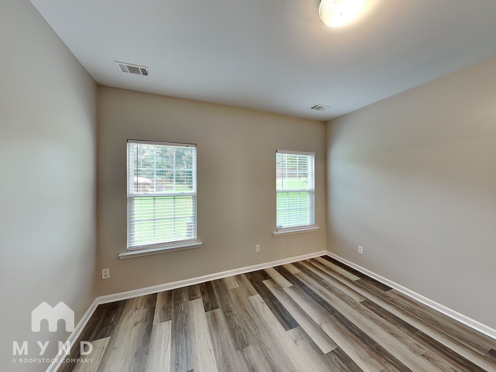 Building Photo - 2090 Appaloosa Way