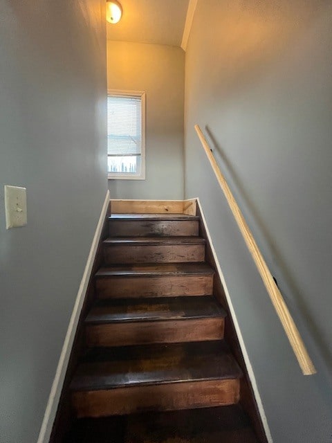 Building Photo - 420 S Olive St